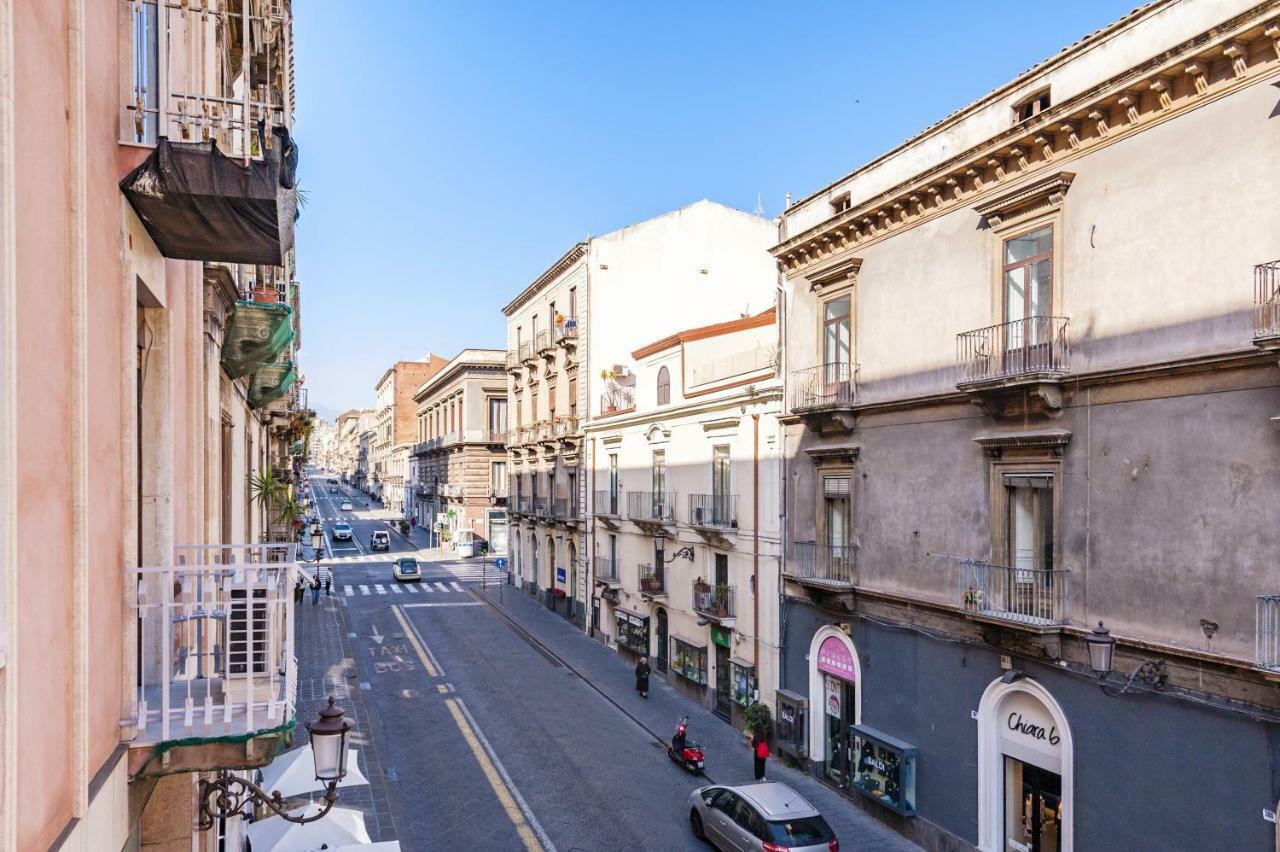 Ferrini Home - Etnea Collection Catania-Fontanarossai nemzetközi repülőtér Kültér fotó